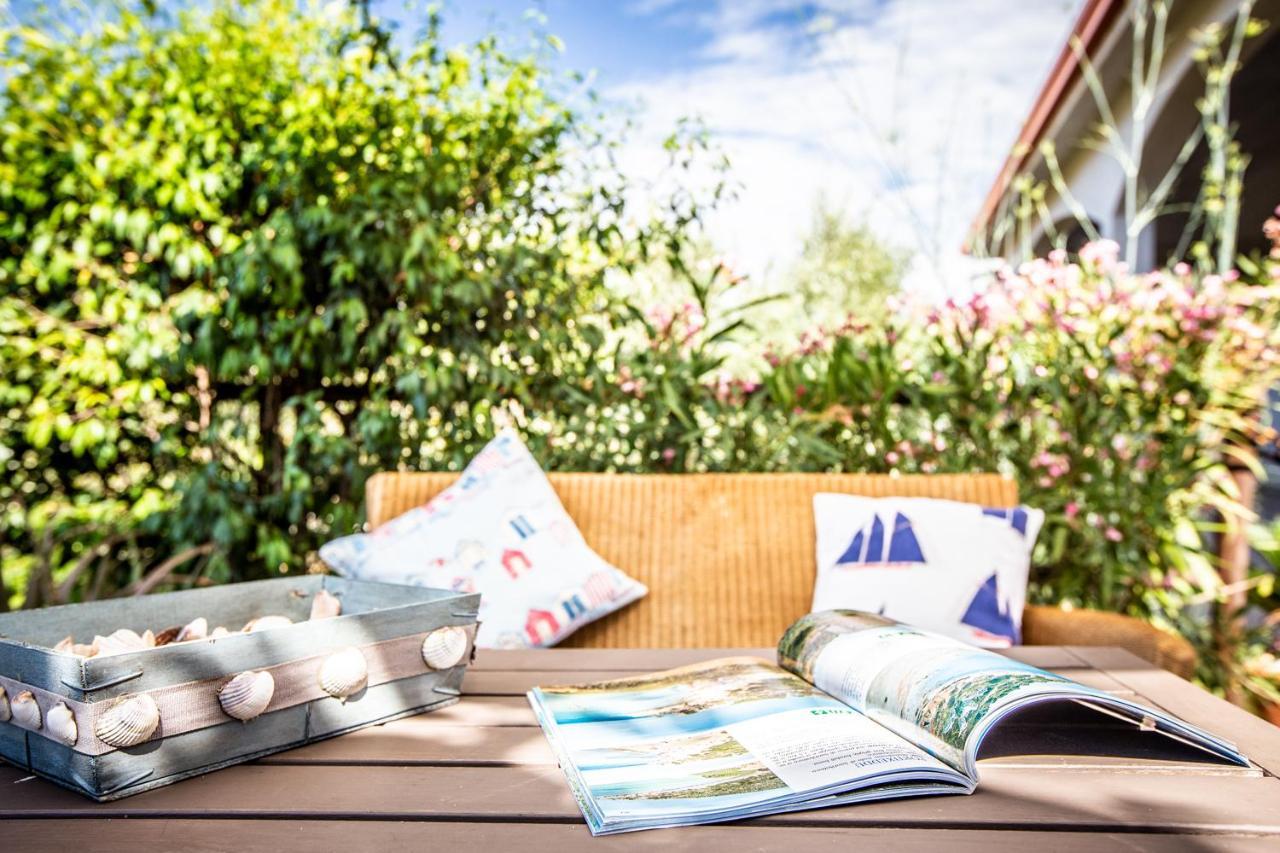 B&B La Vela Chia Extérieur photo
